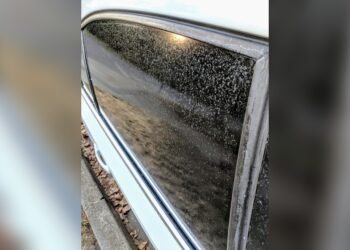 Clr Remove Hard Water Stains Auto Glass